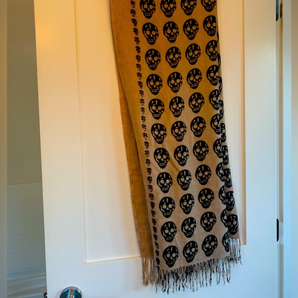 Scull scarf - Picture 1 of 1